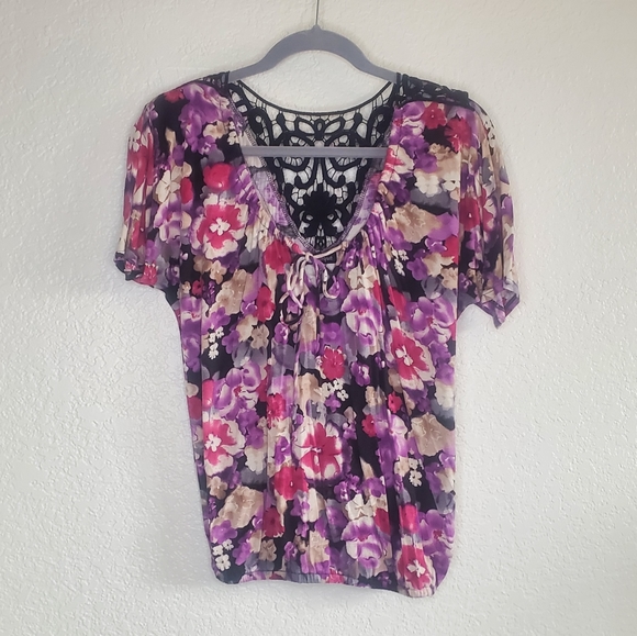 s-marque Tops - 🦋 5 for $15 S-MARQUE COTTON FLORAL BLOUSE